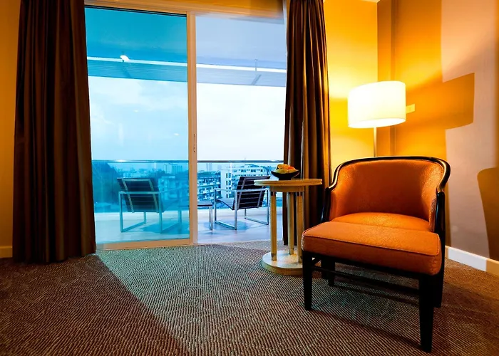 Hotel Royal Princess Larn Luang - Sha Extra 4*