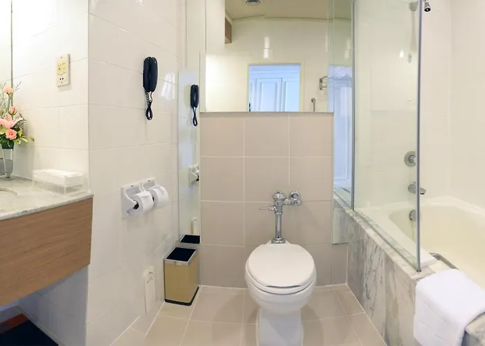 Royal Princess Larn Luang - Sha Extra Hotel