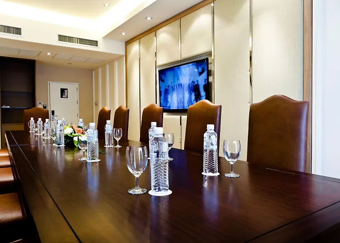 Royal Princess Larn Luang - Sha Extra 4*
