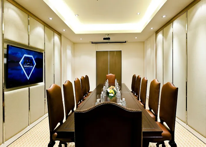 Royal Princess Larn Luang - Sha Extra Hotel Bangkok